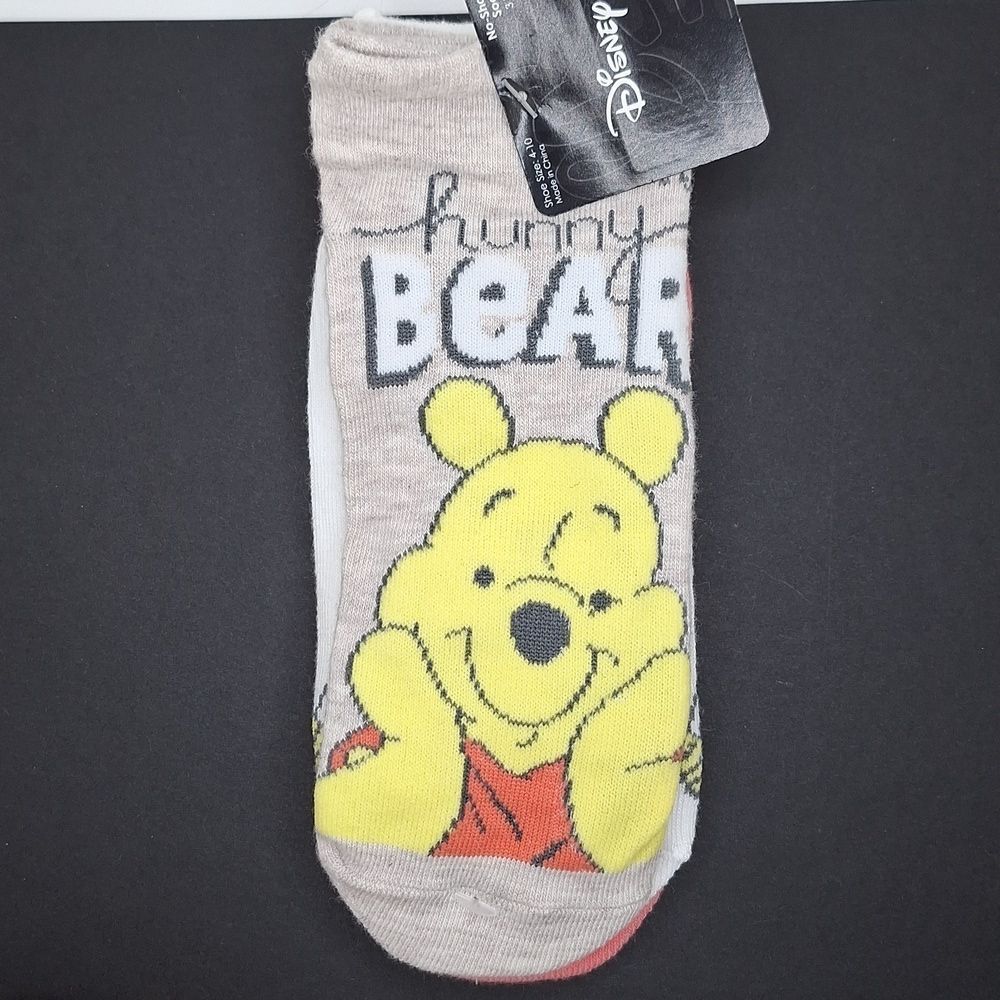 Winnie the pooh and tigger three pair no show socks bees and honey
